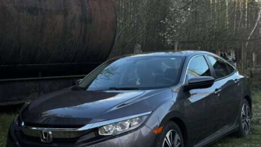 Honda Civic X, 2016, пробег 80000 км
