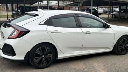 Honda Civic X, 2017, пробег 98000 км