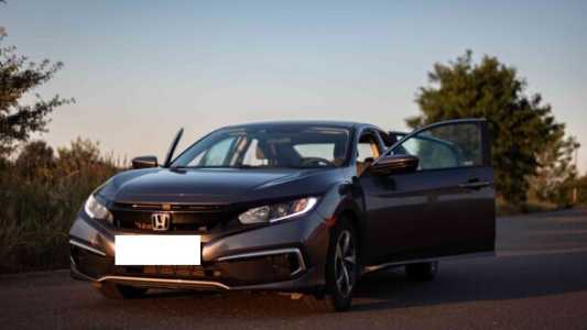 Honda Civic X, 2019, пробег 54000 км