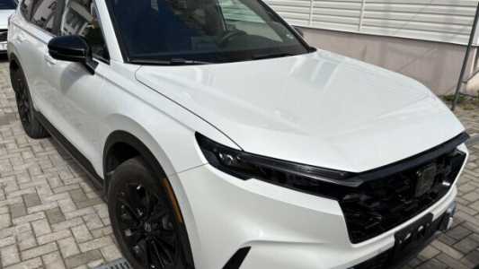 Honda CR-V VI, 2023, пробег 14323 км Honda CR-V VI, 2023, пробег 14323 км