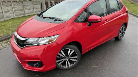 Honda Fit III Рестайлинг, 2018, пробег 46900 км Honda Fit III Рестайлинг, 2018, пробег 46900 км