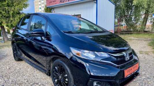 Honda Fit III Рестайлинг, 2020, пробег 41000 км Honda Fit III Рестайлинг, 2020, пробег 41000 км
