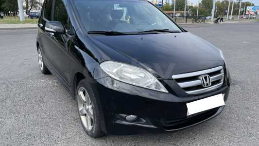 Honda FR-V I