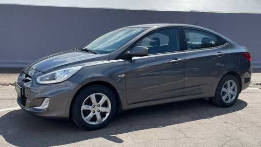 Hyundai Accent RB