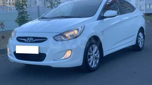 Hyundai Accent RB