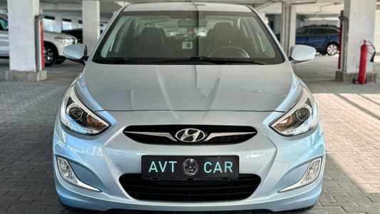 Hyundai Accent RB