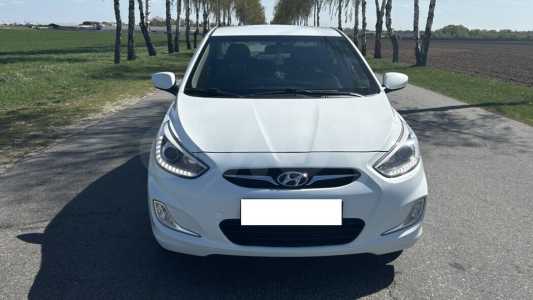 Hyundai Accent RB