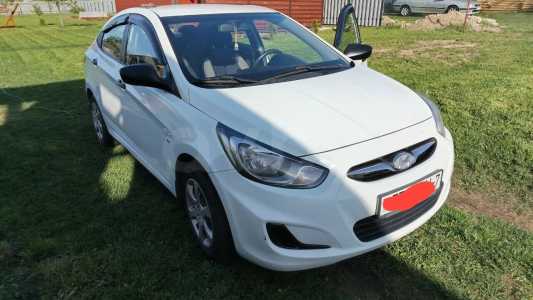 Hyundai Accent RB