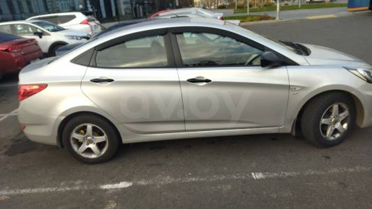 Hyundai Accent RB