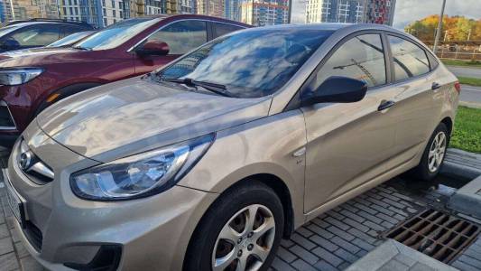 Hyundai Accent RB