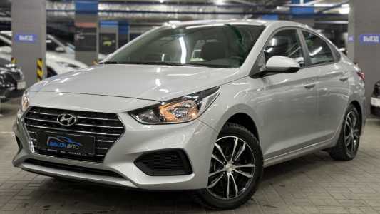 Hyundai Accent V