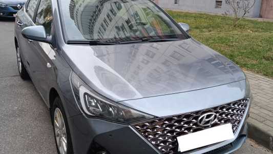 Hyundai Accent V