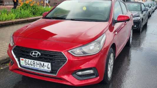 Hyundai Accent V