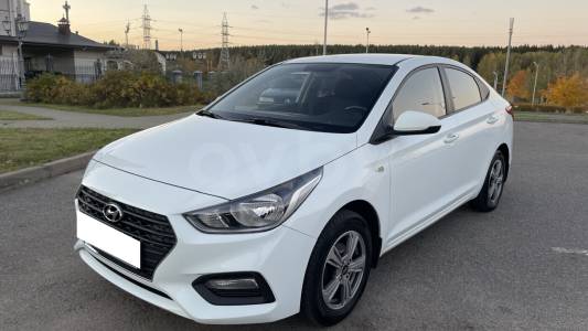 Hyundai Accent V