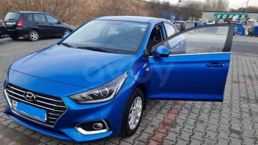 Hyundai Accent V