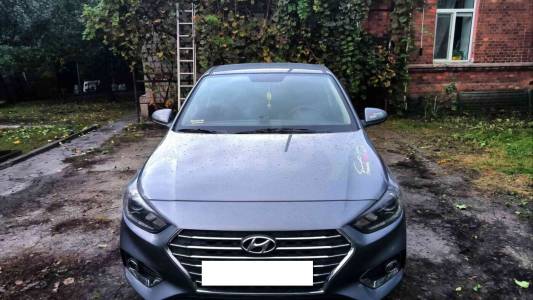 Hyundai Accent V