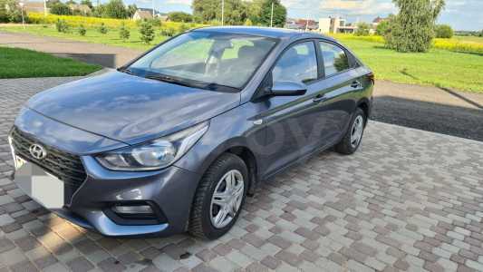 Hyundai Accent V