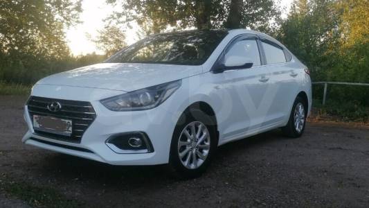 Hyundai Accent V