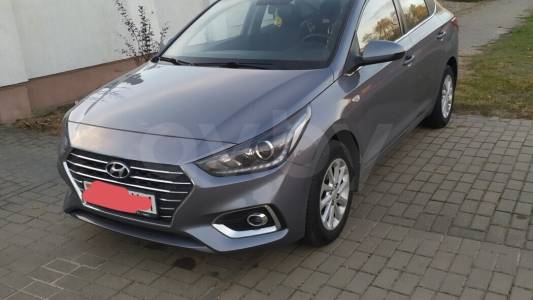 Hyundai Accent V