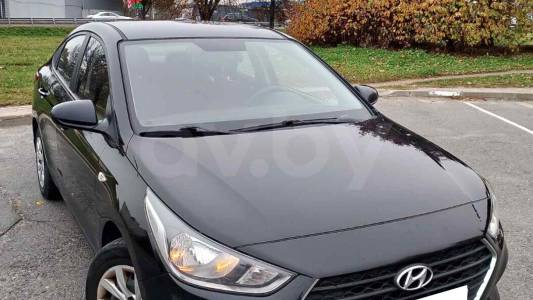 Hyundai Accent V