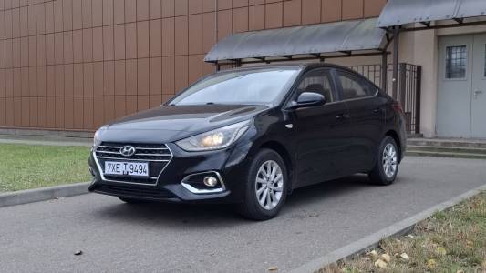 Hyundai Accent V