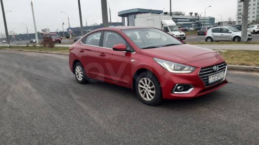 Hyundai Accent V