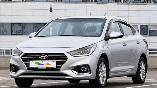 Hyundai Accent V