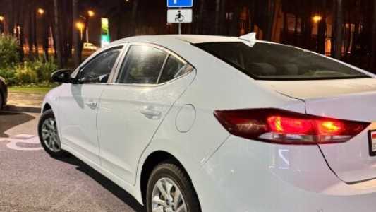 Hyundai Elantra AD, 2018, пробег 263000 км