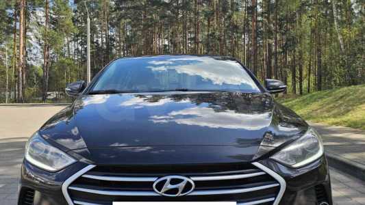 Hyundai Elantra AD