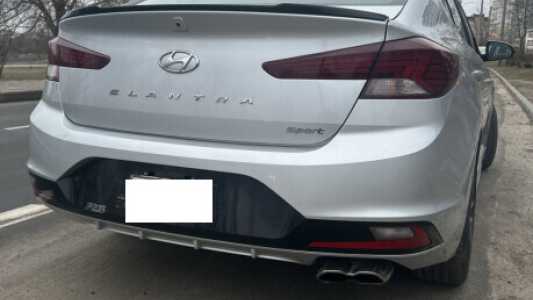 Hyundai Elantra AD  Рестайлинг, 2018, пробег 100000 км