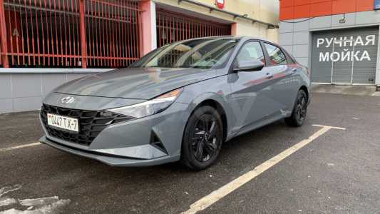 Hyundai Elantra CN7