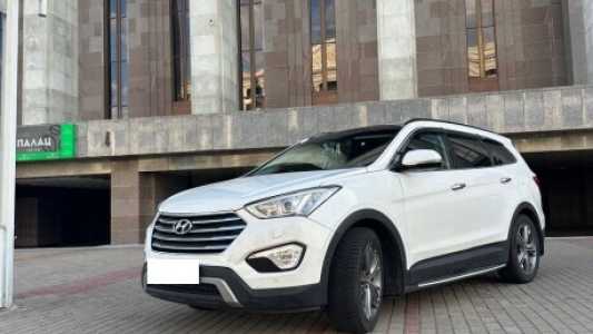 Hyundai Grand Santa Fe III, 2013, пробег 170000 км Hyundai Grand Santa Fe III, 2013, пробег 170000 км