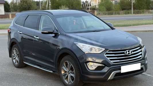 Hyundai Grand Santa Fe III