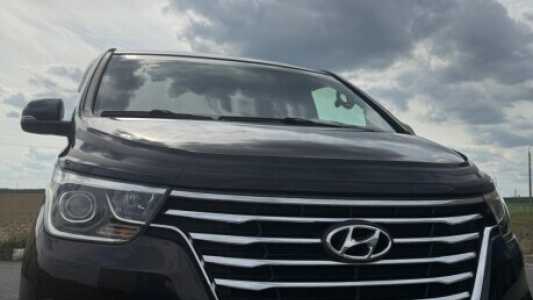 Hyundai Grand Starex I  2-й рестайлинг, 2018, пробег 80000 км