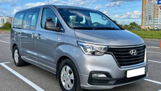 Hyundai Grand Starex I 2-й рестайлинг, 2020, пробег 107000 км Hyundai Grand Starex I 2-й рестайлинг, 2020, пробег 107000 км