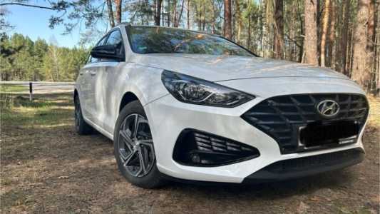 Hyundai i30 III 2-й рестайлинг, 2021, пробег 82000 км Hyundai i30 III 2-й рестайлинг, 2021, пробег 82000 км