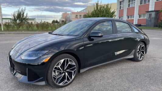 Hyundai Ioniq 6 , 2023, пробег 19000 км