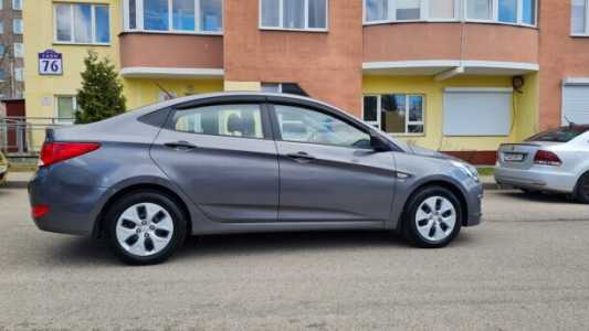 Hyundai Solaris I  Рестайлинг, 2015, пробег 74000 км