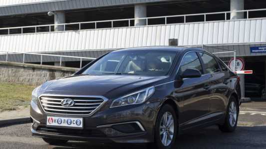 Hyundai Sonata LF