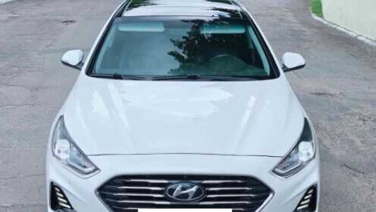 Hyundai Sonata LF Рестайлинг, 2017, пробег 168500 км Hyundai Sonata LF Рестайлинг, 2017, пробег 168500 км
