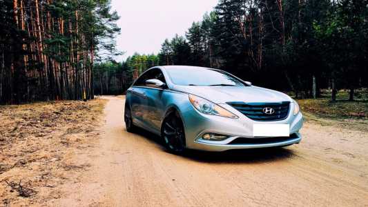 Hyundai Sonata YF