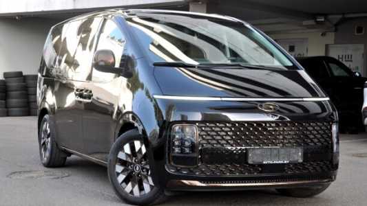 Hyundai Staria , 2022, пробег 26500 км