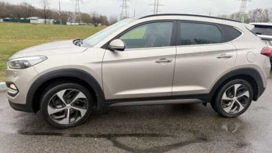 Hyundai Tucson III, 2016, пробег 84050 км Hyundai Tucson III, 2016, пробег 84050 км