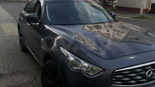 Infiniti FX II