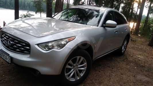 Infiniti FX II