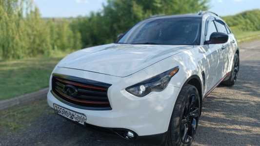 Infiniti FX II