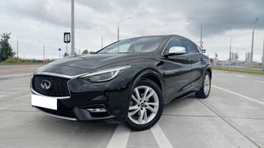 Infiniti Q30 , 2017, пробег 105000 км