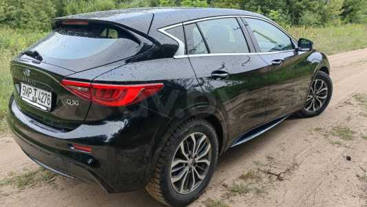 Infiniti Q30 I