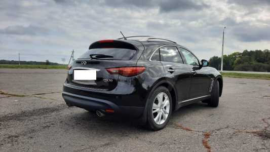 Infiniti QX70 I