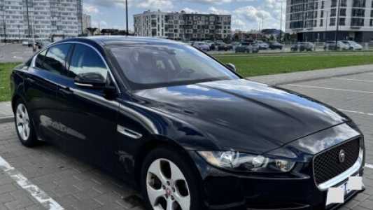 Jaguar XE I, 2016, пробег 165000 км